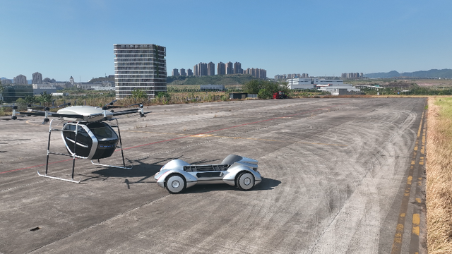 全球首款载人级两座智能分体式飞行汽车工程样车在渝首发-有驾
